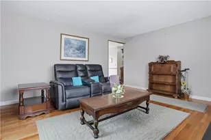 191 Nimitz Rd, Woonsocket, RI 02895 - Photo 13