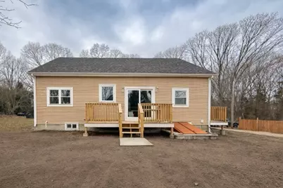 0125 Homestead Avenue, Portsmouth, RI 02872 - Photo 3