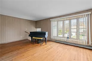 75 Montgomery St, Tiverton, RI 02878 - Photo 17