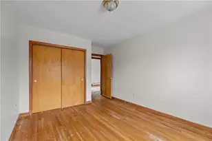 75 Montgomery St, Tiverton, RI 02878 - Photo 35