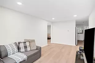 407 Washington St, Westwood, MA 02090 - Photo 9