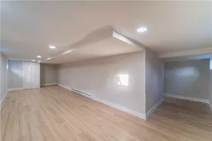 133 Chaplin Ave, Pawtucket, RI 02861 - Photo 17