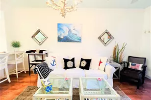 97 Narragansett Ave, Newport, RI 02840 - Photo 5