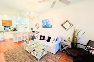 97 Narragansett Ave, Newport, RI 02840 - Photo 5