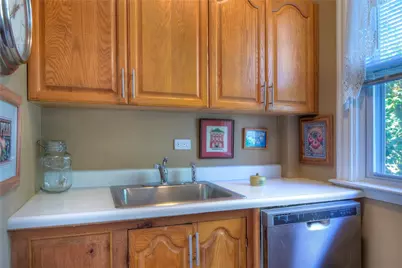 98 John Street, Newport, RI 02840 - Photo 9