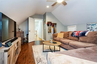 195 Oakland Beach Avenue, Warwick, RI 02889 - Photo 29