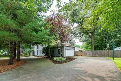 195 Oakland Beach Avenue, Warwick, RI 02889 - Photo 5