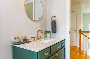 195 Oakland Beach Ave, Warwick, RI 02889 - Photo 35