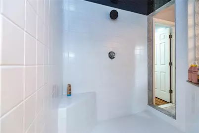 195 Oakland Beach Avenue, Warwick, RI 02889 - Photo 41