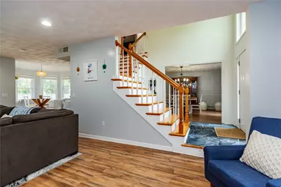 195 Oakland Beach Avenue, Warwick, RI 02889 - Photo 5