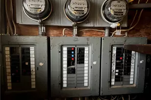 31 Hawes St, Central Falls, RI 02863 - Photo 27