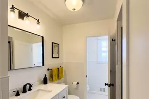 14 Pocahontas Dr, Middletown, RI 02842 - Photo 19