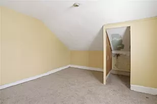 32 Judith St, Providence, RI 02909 - Photo 15