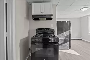 32 Judith St, Providence, RI 02909 - Photo 11