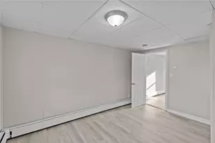 32 Judith St, Providence, RI 02909 - Photo 7