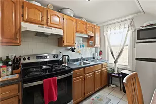 5 Fountain St, West Warwick, RI 02893 - Photo 27