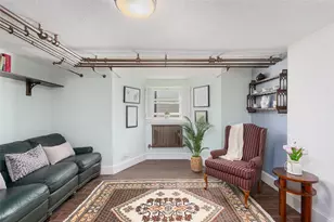 23 S Angell St, Providence, RI 02906 - Photo 9