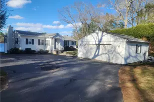 52 Lake Shore Dr, Johnston, RI 02919 - Photo 5