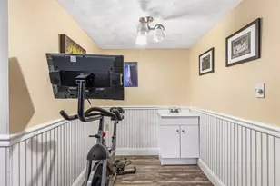 37 Grand Ave, Pawtucket, RI 02861 - Photo 39