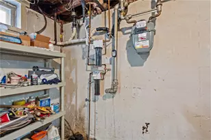 28 Corrente Ave, Pawtucket, RI 02861 - Photo 37