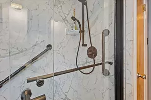 28 Corrente Ave, Pawtucket, RI 02861 - Photo 5