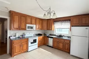 216 Harris Ave, Woonsocket, RI 02895 - Photo 5