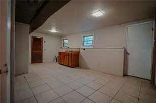 32 Stillwater Dr, Warwick, RI 02889 - Photo 15