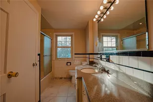 32 Stillwater Dr, Warwick, RI 02889 - Photo 11