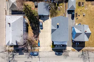 56 Oakland Ave, Cranston, RI 02910 - Photo 5