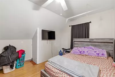 56 Oakland Avenue, Cranston, RI 02910 - Photo 31