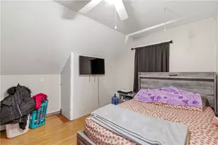 56 Oakland Ave, Cranston, RI 02910 - Photo 31