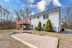 25 Belfield Dr, Johnston, RI 02919 - Photo 43