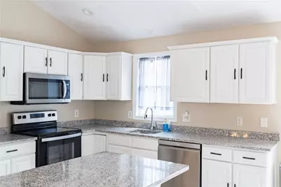 25 Belfield Drive, Johnston, RI 02919 - Photo 15