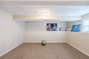 25 Belfield Dr, Johnston, RI 02919 - Photo 27