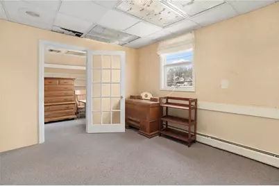 1040 Cranston Street, Cranston, RI 02910 - Photo 27