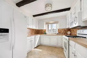 98 Gloucester St, Providence, RI 02908 - Photo 7