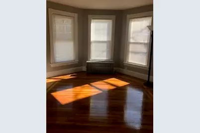 18 Standish Avenue, Cranston, RI 02920 - Photo 5