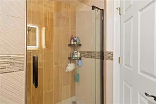 1785 Division Rd, East Greenwich, RI 02818 - Photo 25