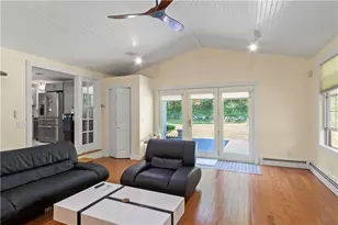 1785 Division Rd, East Greenwich, RI 02818 - Photo 9