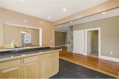 24 Spring Street, Newport, RI 02840 - Photo 9