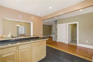 24 Spring St, Newport, RI 02840 - Photo 9