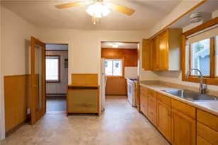 28 Rosewood Ave, Cranston, RI 02905 - Photo 23