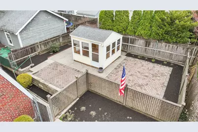 28 Rosewood Avenue, Cranston, RI 02905 - Photo 5