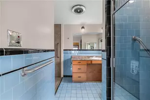 229 Lynch St, Providence, RI 02908 - Photo 19