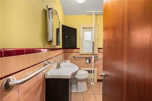 229 Lynch St, Providence, RI 02908 - Photo 27