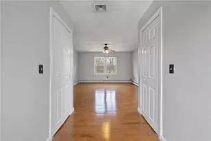 65 Traymore St, Cranston, RI 02920 - Photo 17