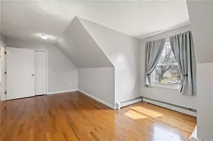 65 Traymore St, Cranston, RI 02920 - Photo 23