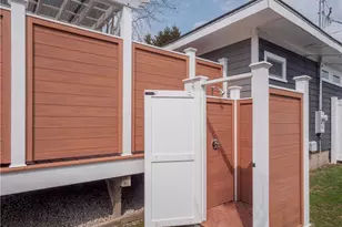 100 Renfrew Ave, Middletown, RI 02842 - Photo 23