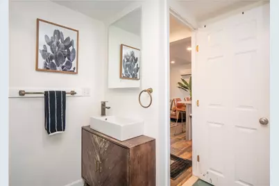100 Renfrew Avenue, Middletown, RI 02842 - Photo 11