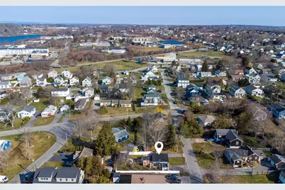 100 Renfrew Avenue, Middletown, RI 02842 - Photo 31